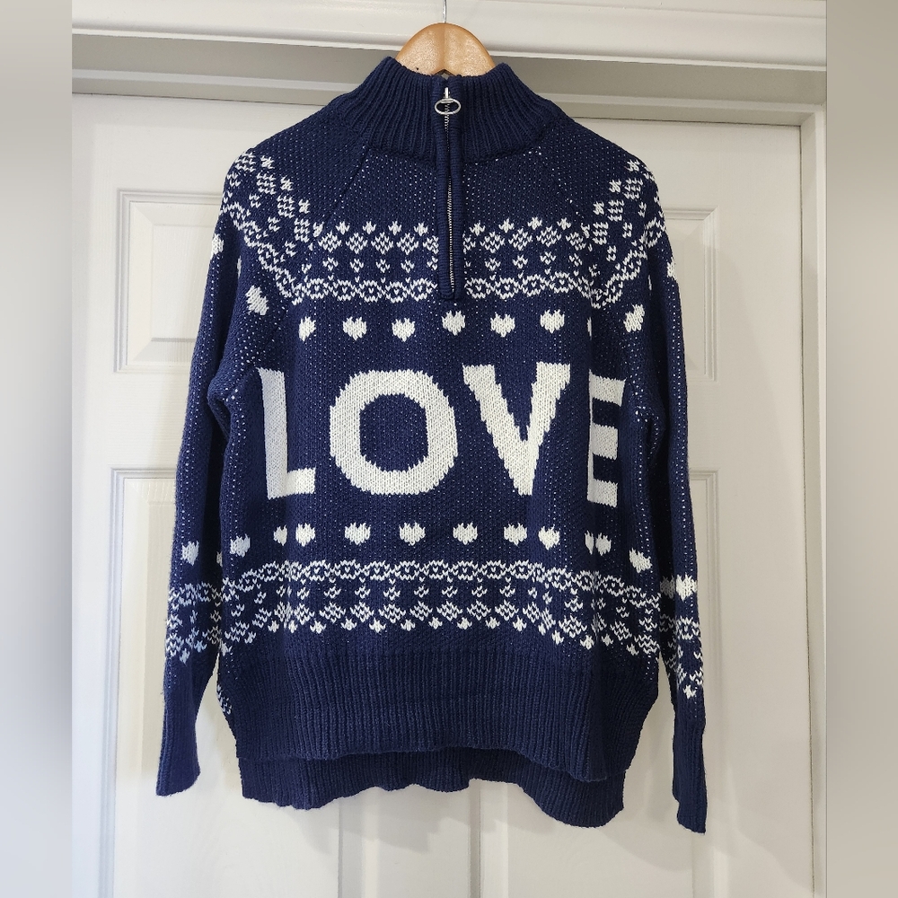 Aerie Love Sweater Size Small NWT